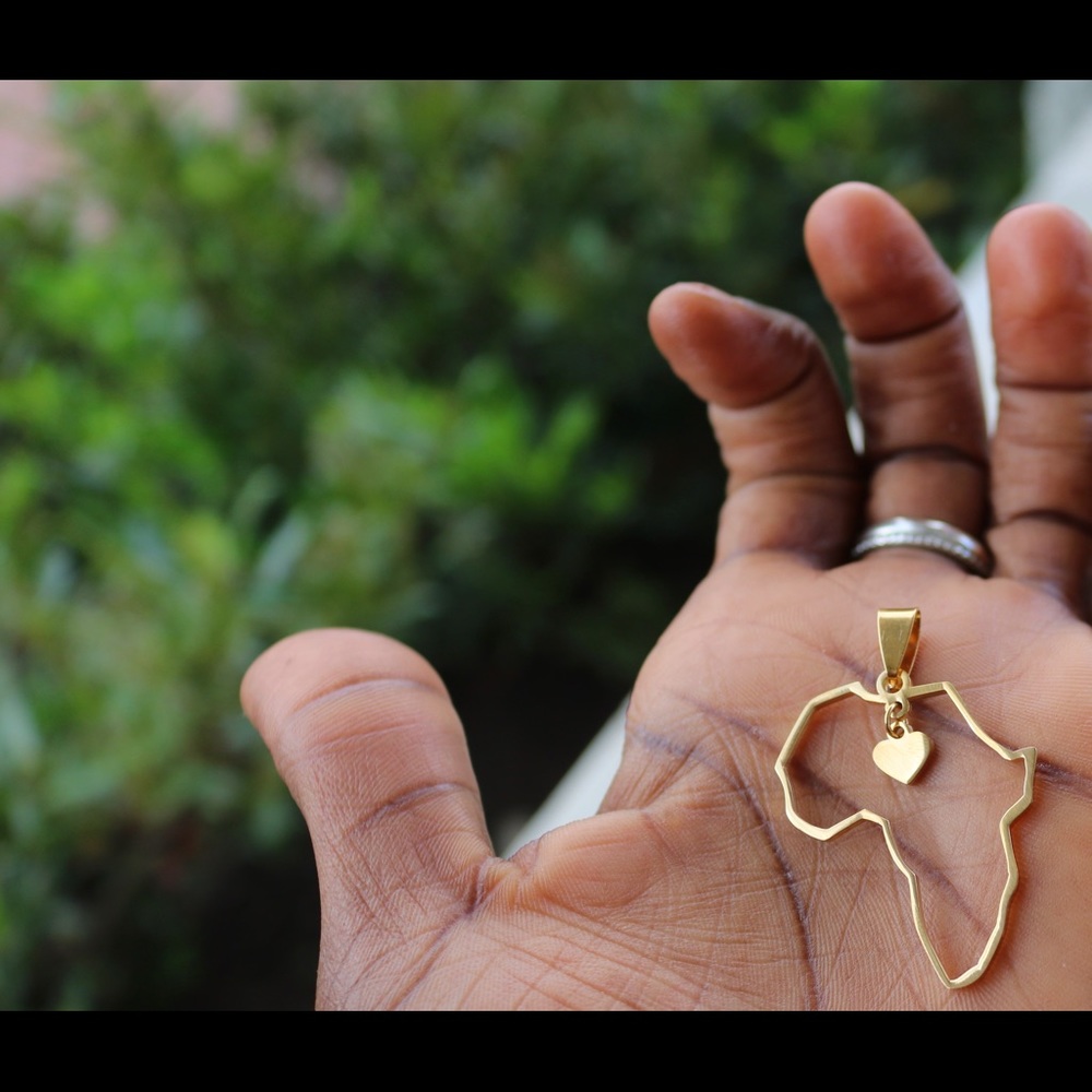 Outline ❤️ Map of Africa Necklace